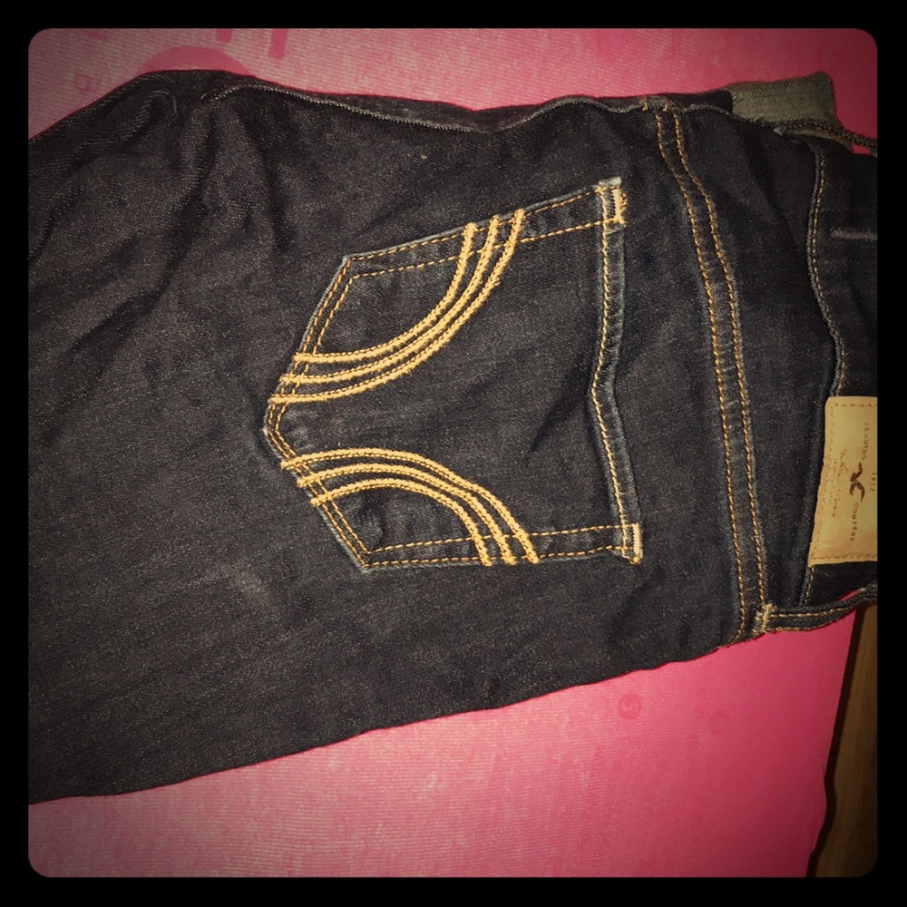 Hollister Jeans (Cropped)